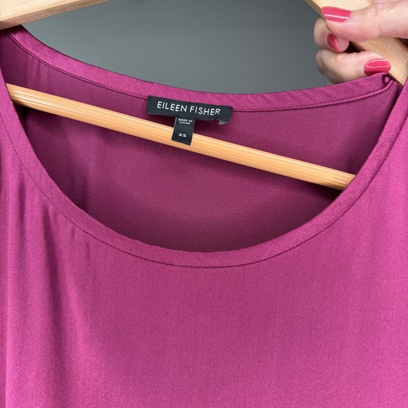 Eileen Fisher Stretch Silk Charmeuse Top – Rumberry – XS – NWOT - Picture 4 of 5